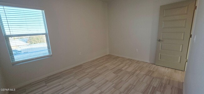 Building Photo - 4007 Tyler Ave