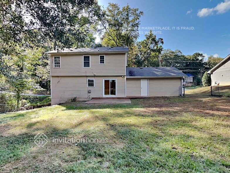 Building Photo - 4690 Cedar Brook Dr SE