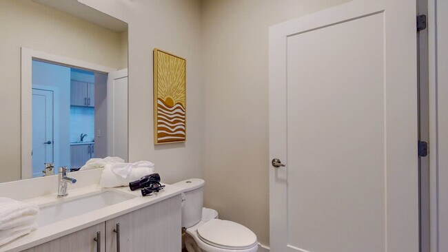 Building Photo - 545 Bedford St