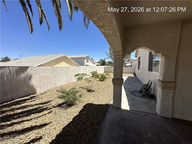Building Photo - 1006 Wreath Ct