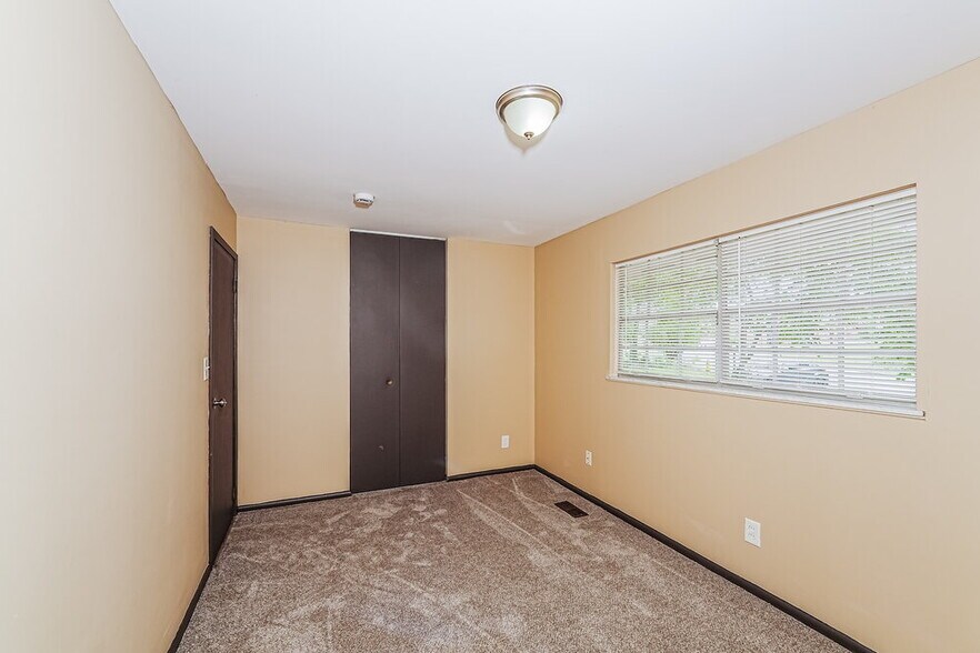 Building Photo - 901 Eldorado Dr