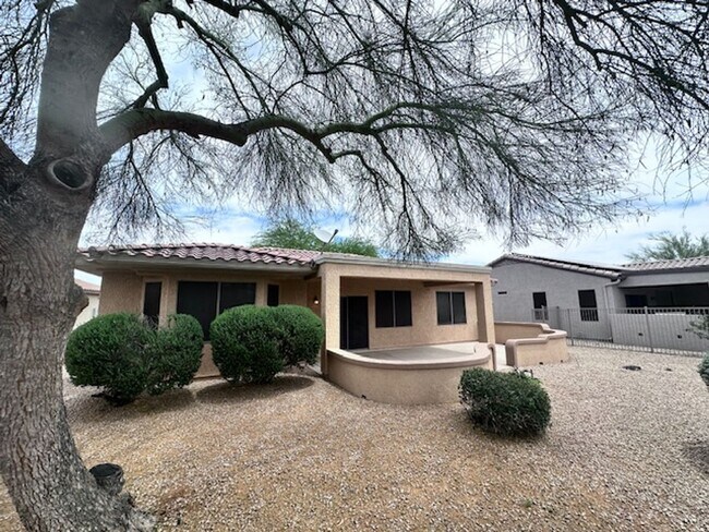 Building Photo - Updated 3 Bed/2 Bath in 55+ Community
