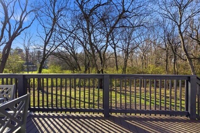 Building Photo - Maryville 37803 - COMING SOON 3 bedroom 2 bath - Furnished or Unfurnished - call Tom Parry 865-60...
