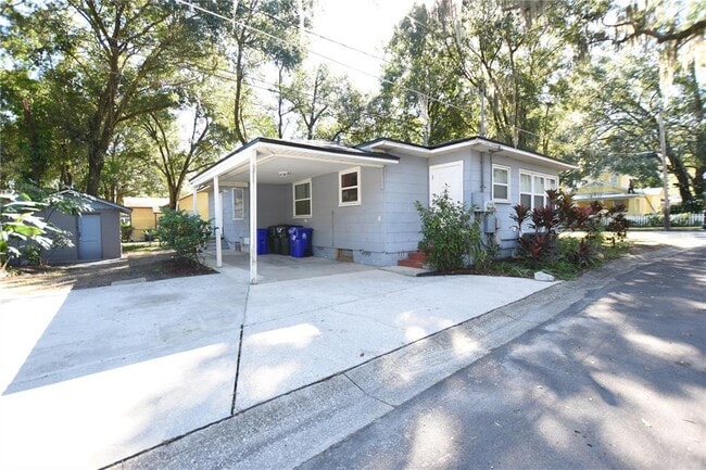 Building Photo - 636 Winfree Ave