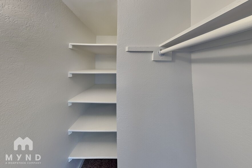 Building Photo - 12707 W Tasha Dr