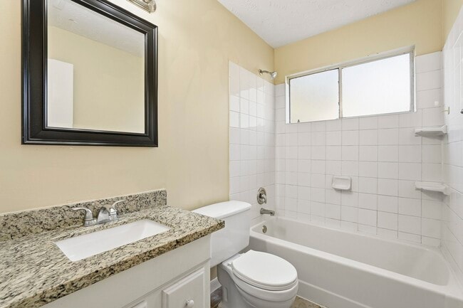 Building Photo - 16235 Cutten Rd