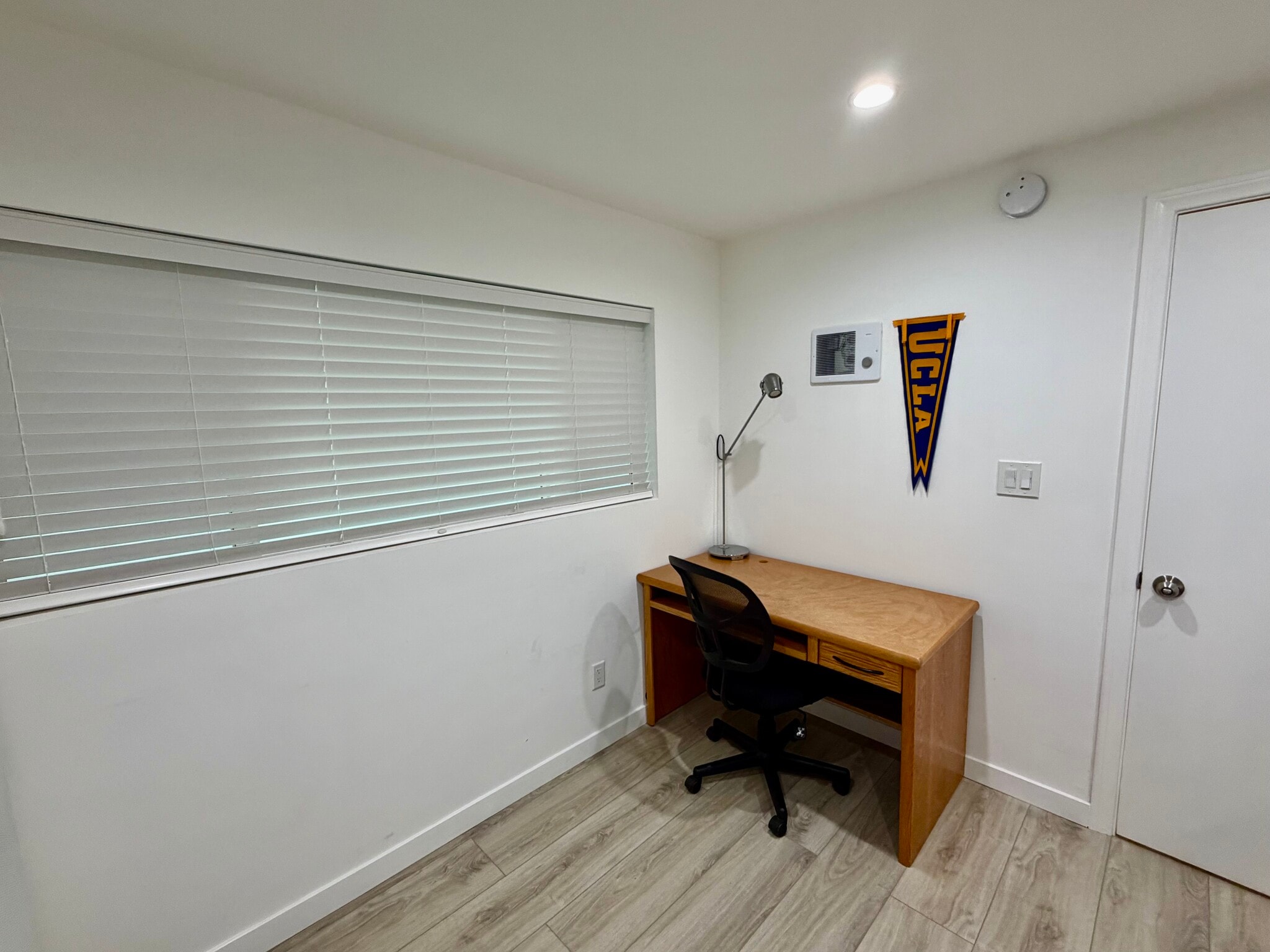 2nd bedroom desk area - 1440 Veteran Ave
