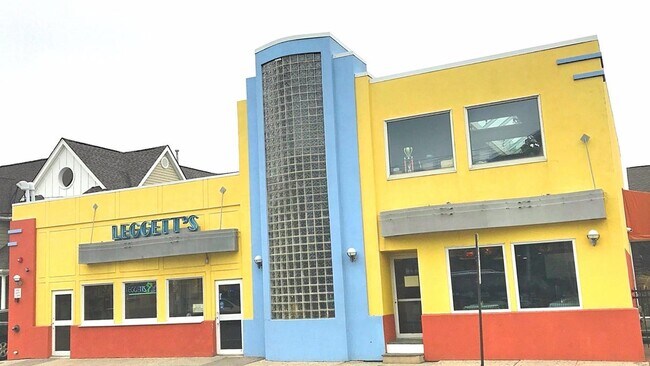 Building Photo - 115 3rd Ave