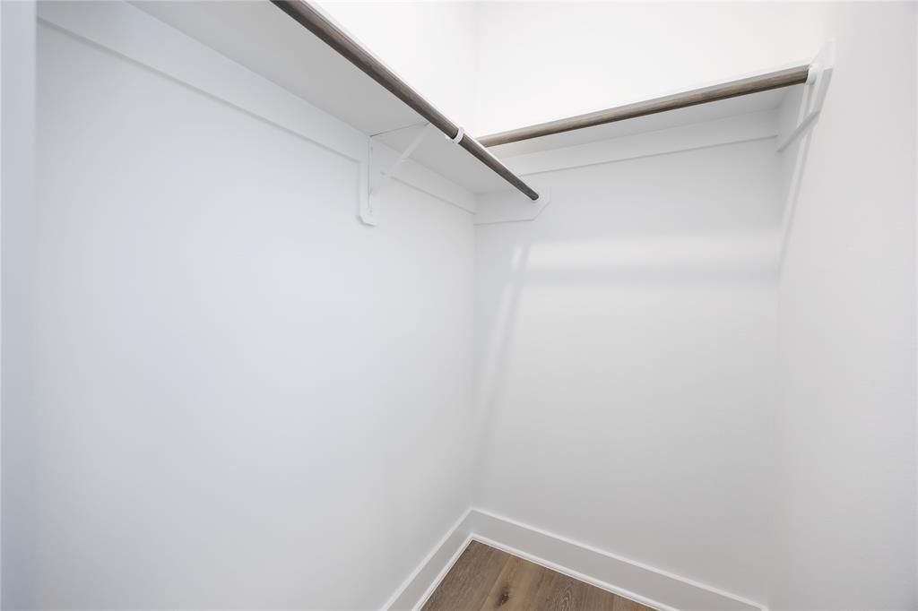 Building Photo - 8019 Cora St