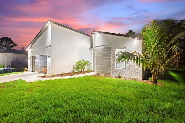 Building Photo - 3327 Trapper Ln