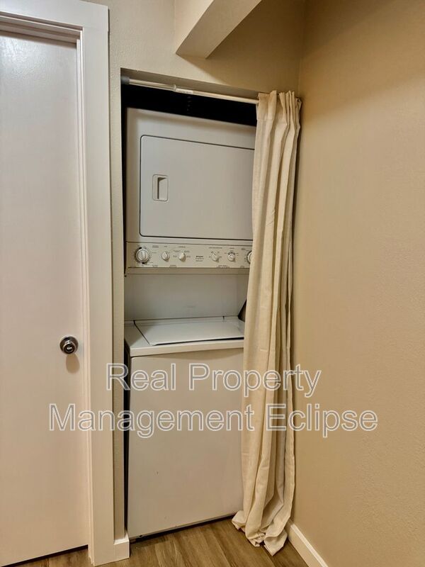 Building Photo - 4229 155th Pl SE