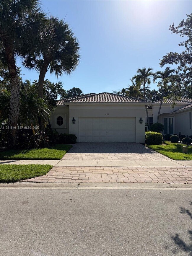 Building Photo - 2518 Bay Pointe Ct