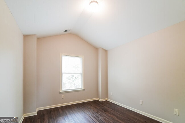 Building Photo - 150 Mount Moriah Rd