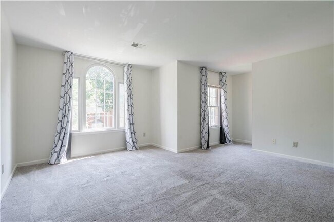 Building Photo - 1271 Whitlock Ridge Dr