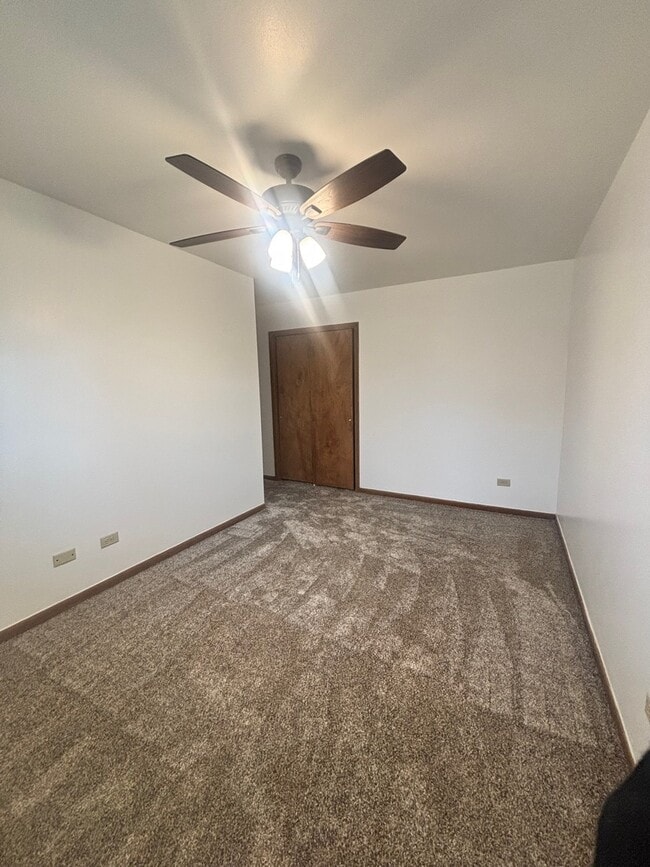 Building Photo - 344 Northway Park Rd