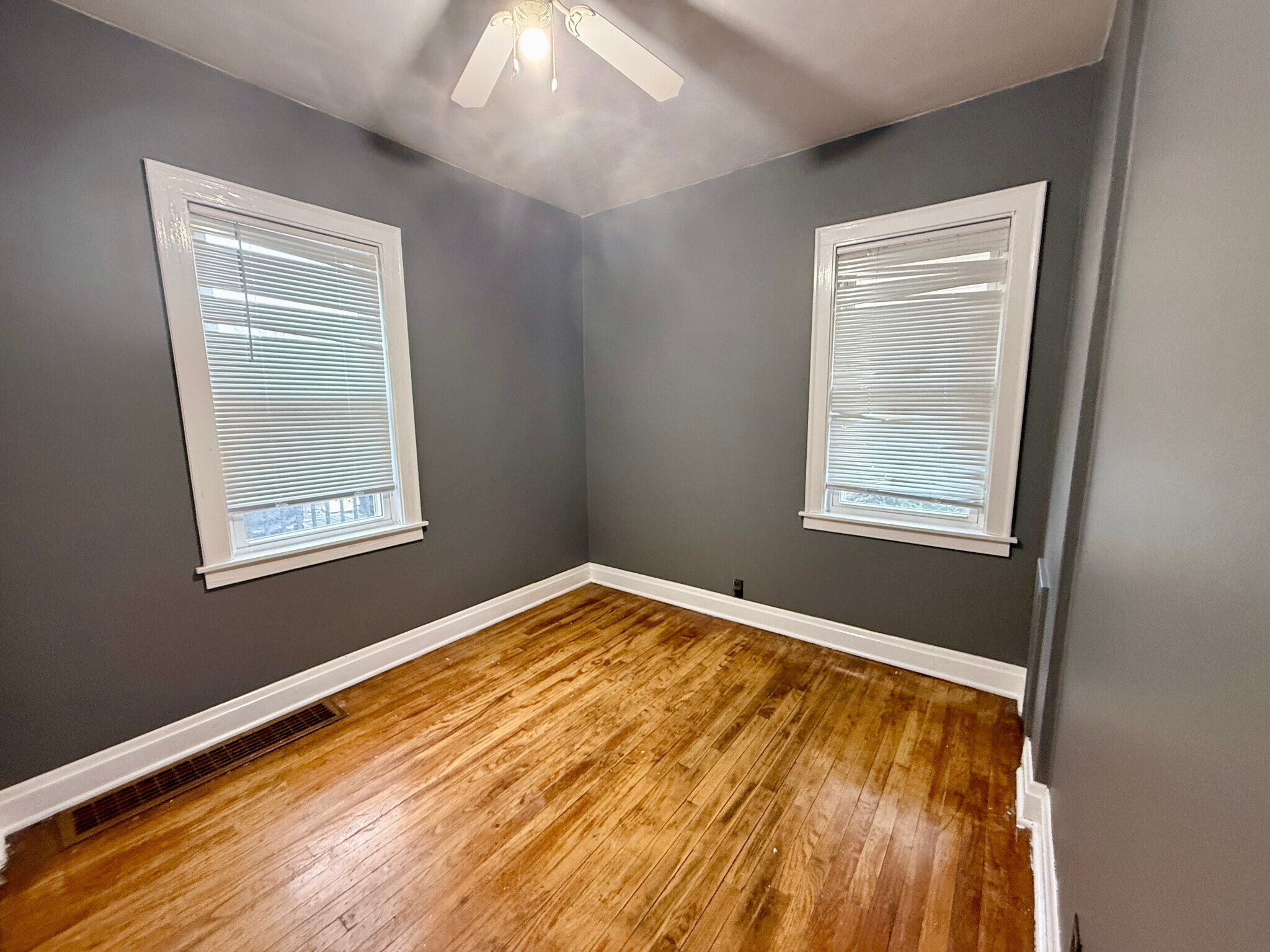 Building Photo - 1840 41st St