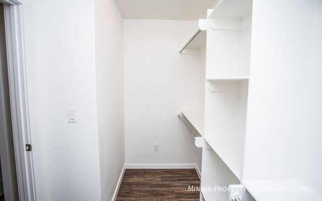 Building Photo - 2143 Kokomo Ave