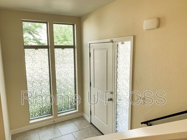 Building Photo - 7534 Coreiano Ln