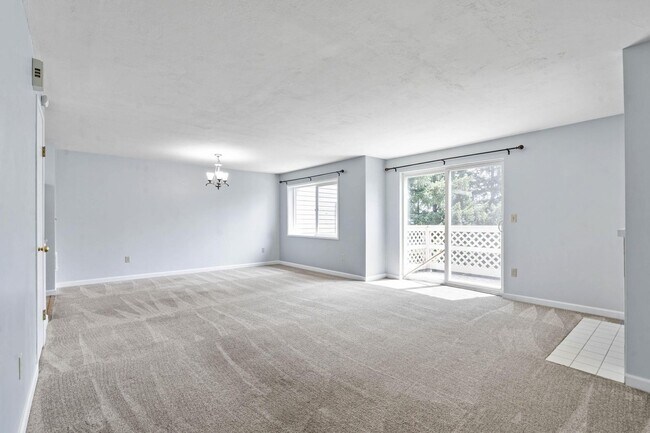 Building Photo - 3433 SW McNary Pkwy