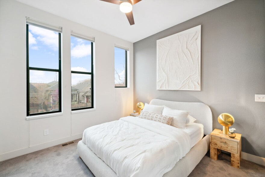 Master - 3314 Curtis St