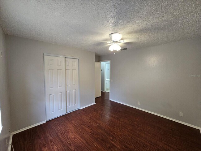 Building Photo - 5665 Struthers Ct