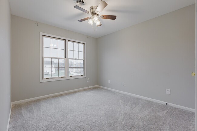 Building Photo - 404 Michigan Ave