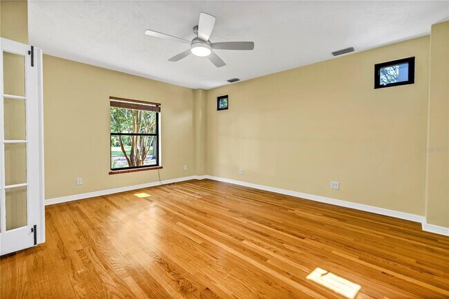 Building Photo - 6421 6th Ave N