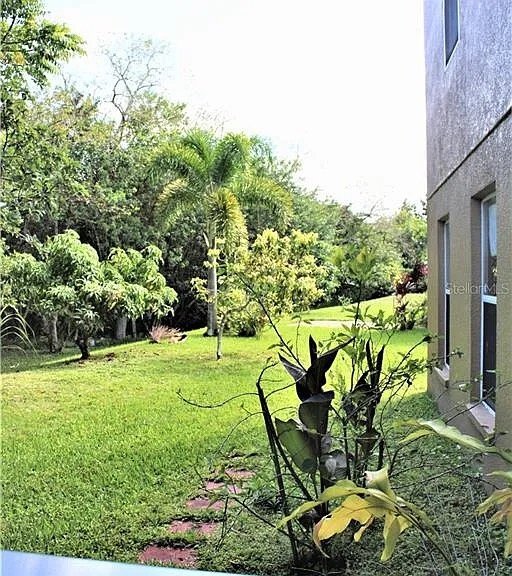 Building Photo - 1021 Hacienda Cir