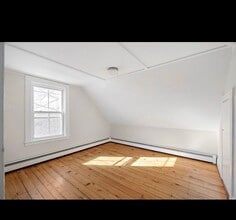 Building Photo - 11 Evelyn St