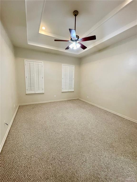 Building Photo - 16 5th St