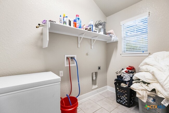 Building Photo - 105 Grand View