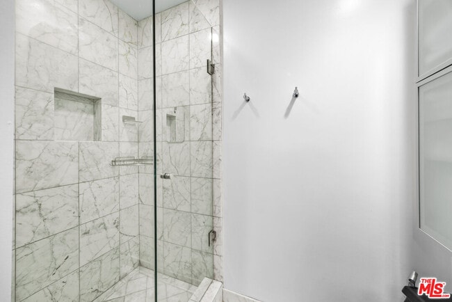 Building Photo - 1515 S Beverly Dr