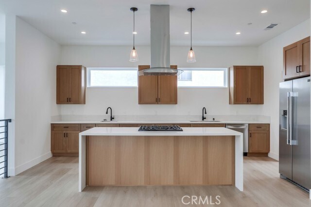 Building Photo - 128 Avenida Sierra