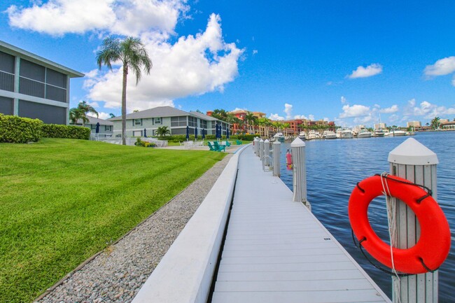 Building Photo - ** SMOKEHOUSE BAY OF MARCO ** 2/2 SEASONAL...