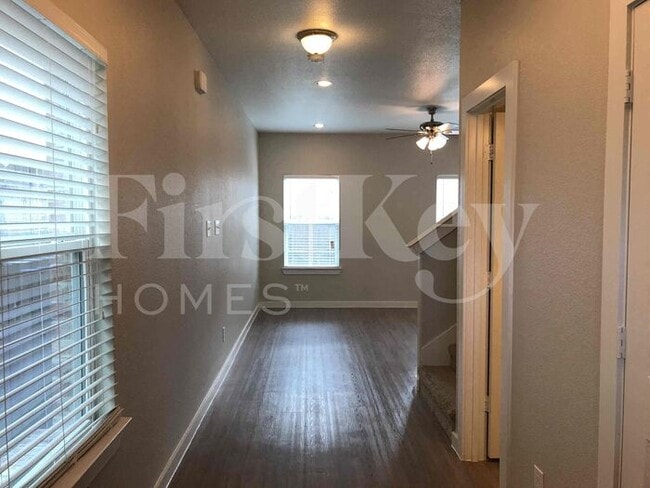 Building Photo - 9948 Rio Doso Drive