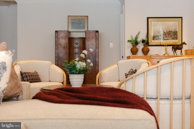 Building Photo - 13230 Falls Rd