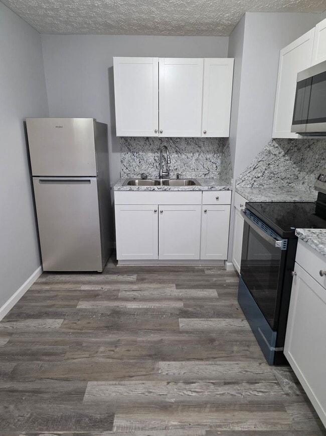 Building Photo - Ragland