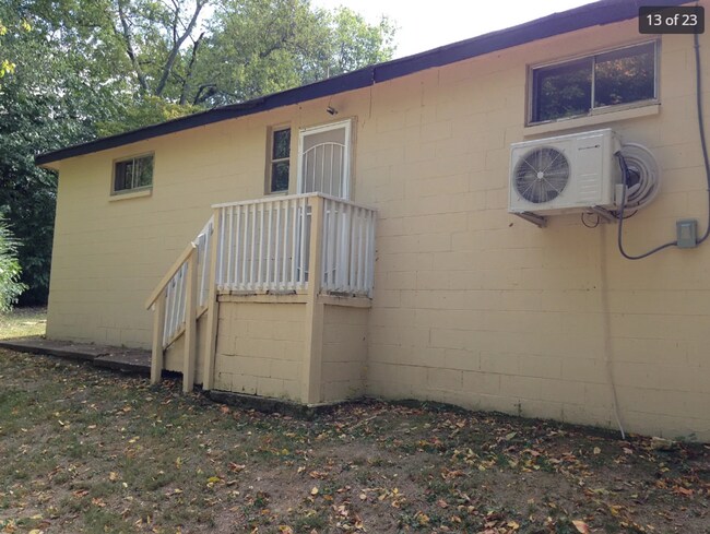 Building Photo - Unit A available for rent