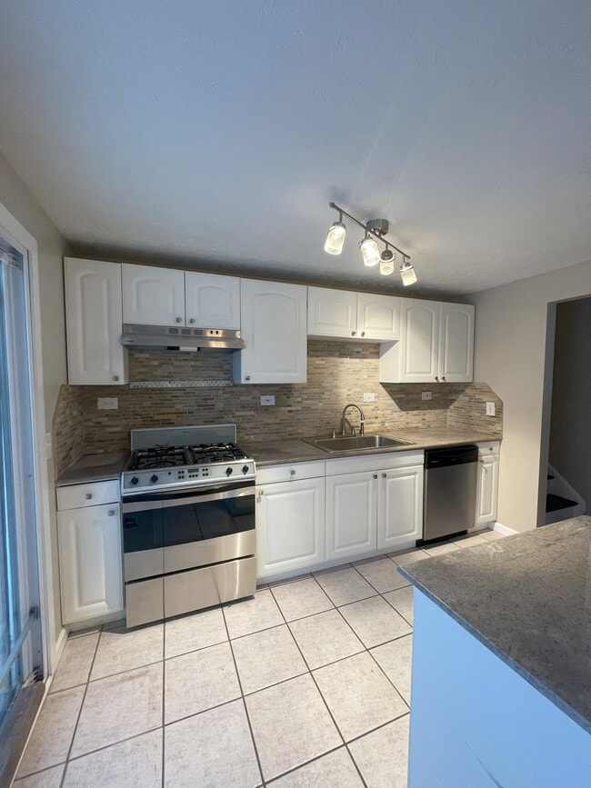 Building Photo - 34 Ridge Meadows Dr