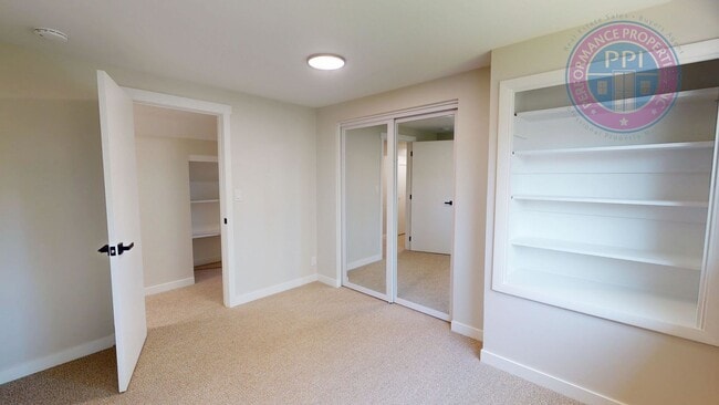 Building Photo - Portland's Sought After University Park!!!  Luxury Classic Ranch Style Home, Completely Renovated...