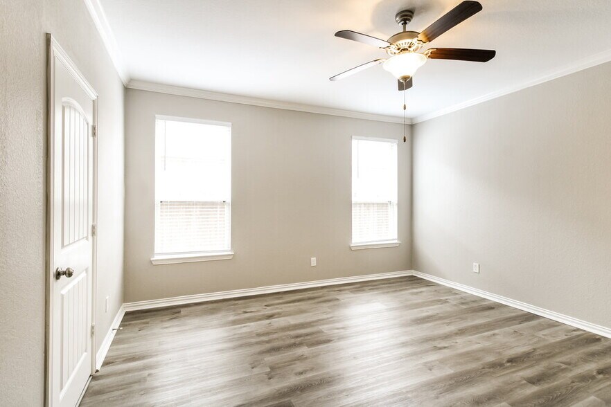 Building Photo - 23434 Banksia Dr