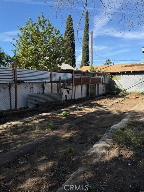 Building Photo - 1222 Hardt St