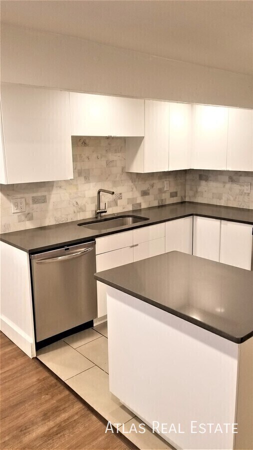 Building Photo - 1568 Youngfield St