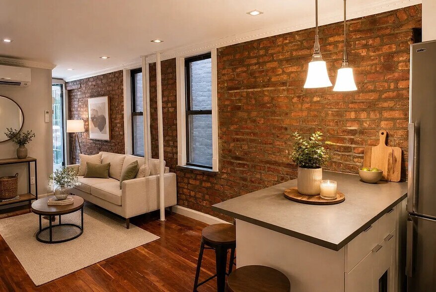 Building Photo - 115 Mulberry St