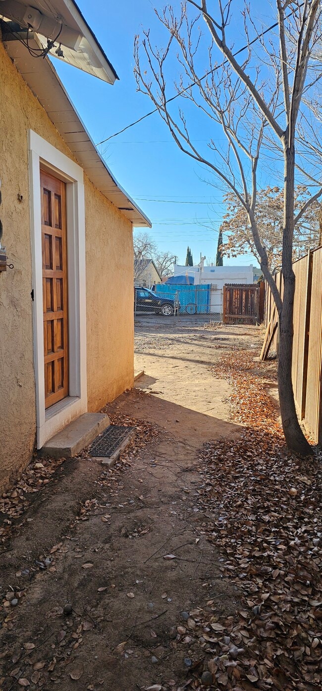 Building Photo - 521-513 13th St NW