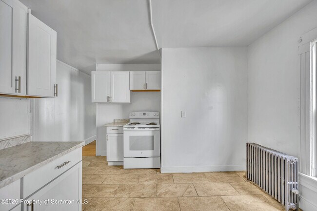 Building Photo - 1149 Luzerne St