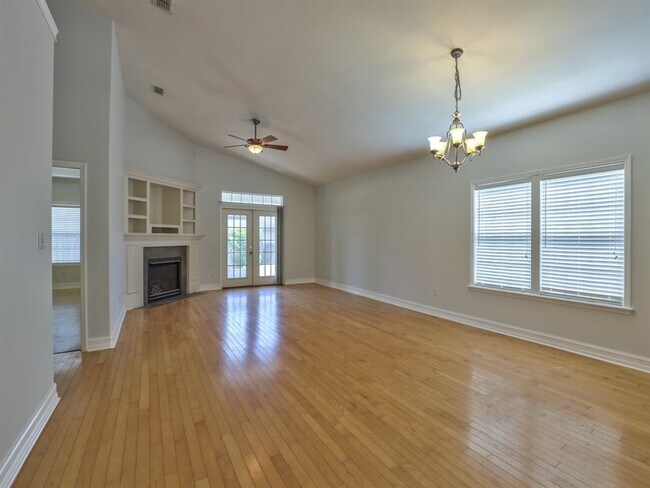 Building Photo - 3336 Cameron Chase Dr