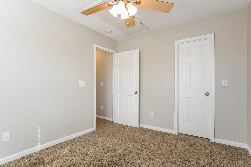 Building Photo - 7330 Great Laurel Dr