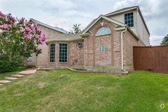 Building Photo - 504 Timber Way Dr