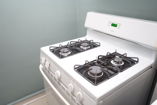 Building Photo - 720 Nalle St